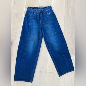 American Eagle Blue Jeans size 000 strigid barrel denim new with tags